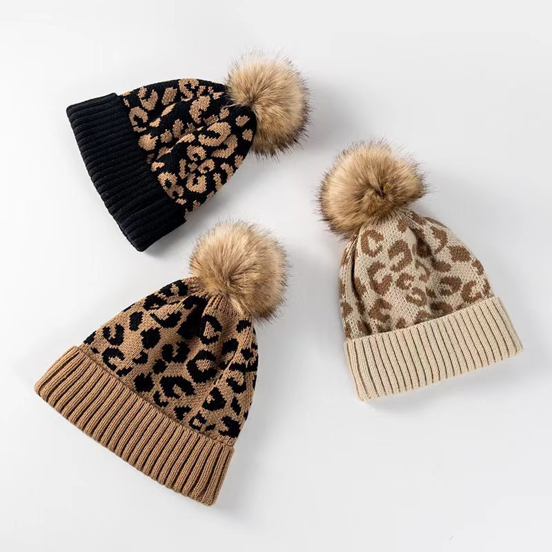 レディース レオパード柄 ニットビーニーハット 冬用 暖かい - Beanie Cuffed Knit のレビューと価格