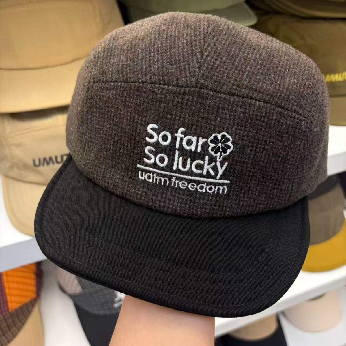 秋冬用野球帽 レター刺繍 ツイード コーデュロイ ブリムハッ - Corduroy Cap 5 Panel のレビューと価格